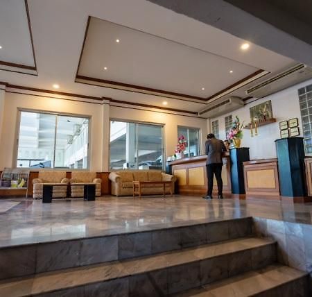 Golden House Service And Apartment Rayong Dış mekan fotoğraf